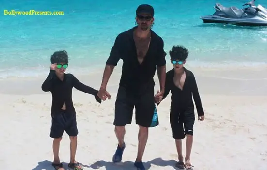 hrithik with sons hrehaan & hridhaan in maldives
