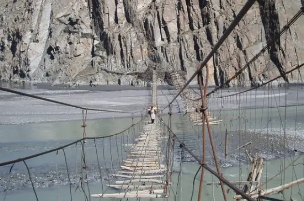 Hussaini Bridge, Pakistan