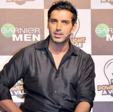 John Abraham Lends Support To Solar Electricity Project for Villages