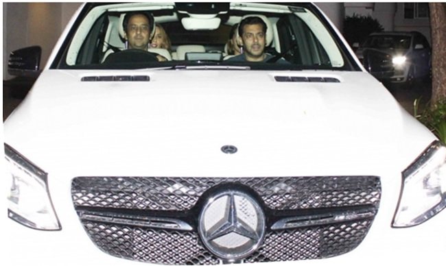 SRK gifts Salman Khan a Mercedes Benz
